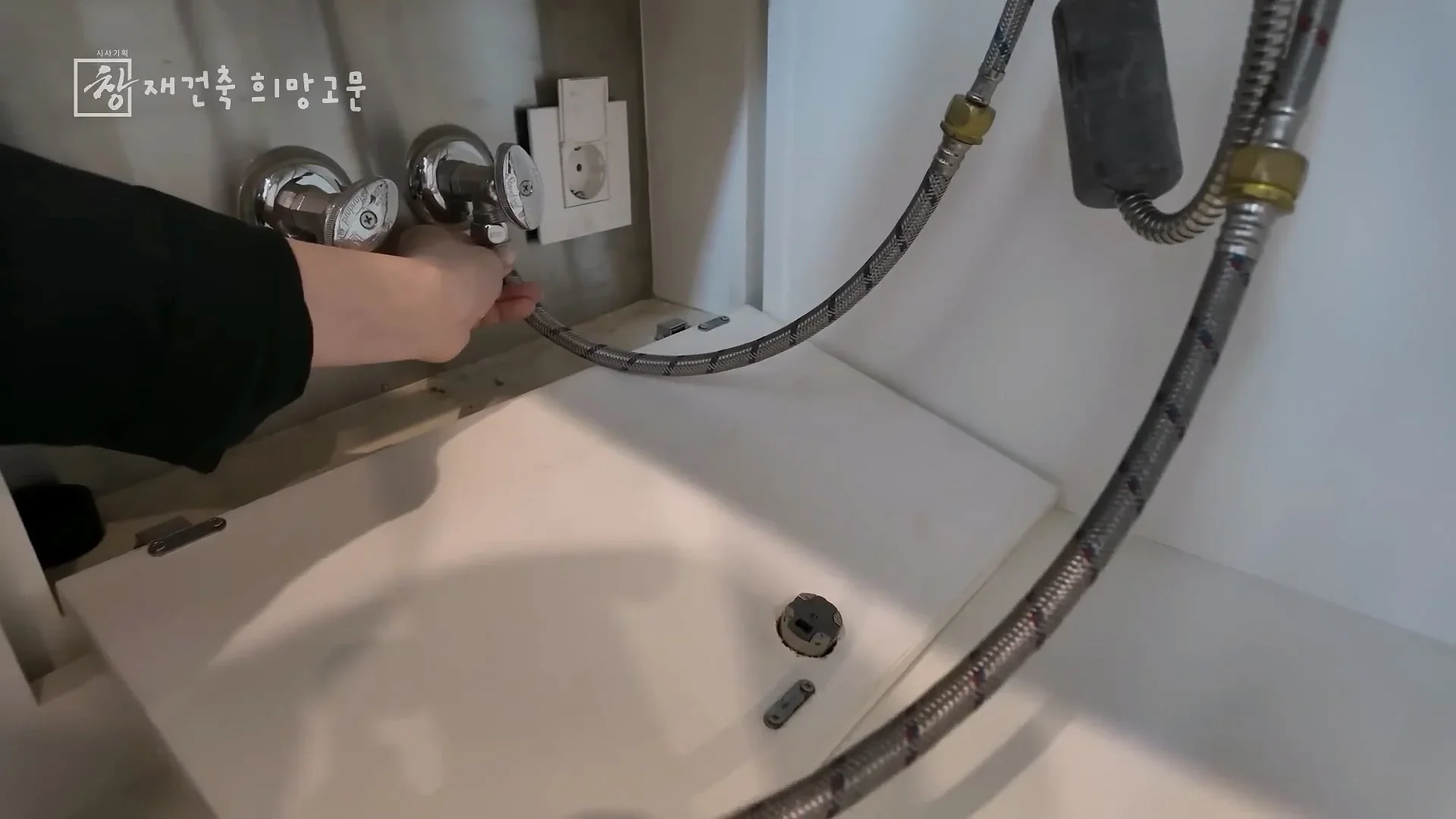 20260512072142_DgWv9LlKv2.webp